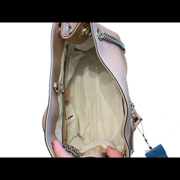 Authentic Gucci Soho Beige Leather Chain Shoulder Bag - Picture 4 of 12